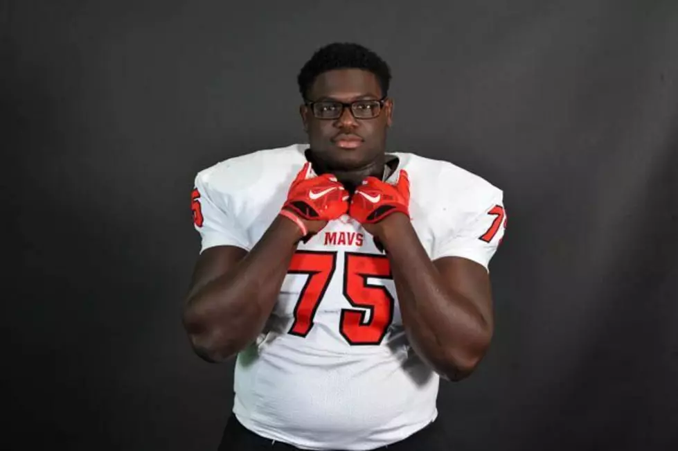 Marshall’s Chasen Hines Offered By Oregon