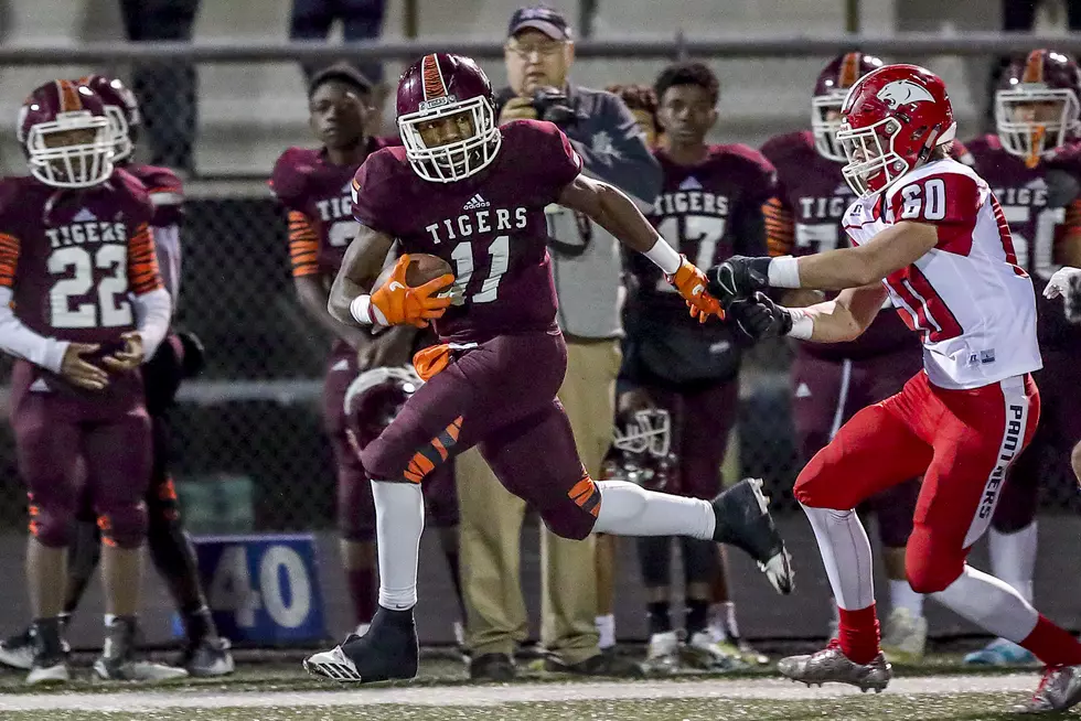 Tenaha's Trai Gardner (11) on his way for a long TD run after catch, during the Tigers 2A Semi-final playoff game with the Burton Panthers, at Crockett HS stadium. (© Lang White, ETSN.fm)