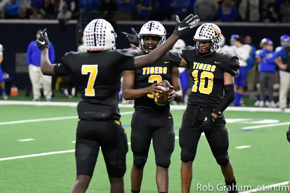 Late Touchdown Sends Malakoff Past Brock + Into First Title Game